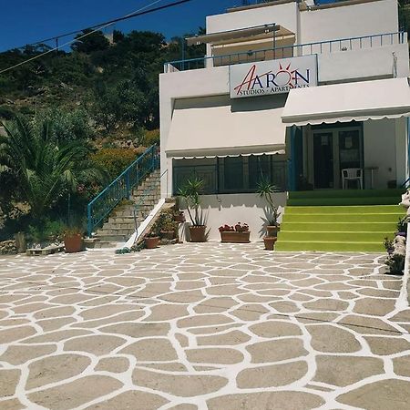 Aaron Studios Apartments Agia Fotia  ภายนอก รูปภาพ