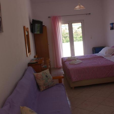Aaron Studios Apartments Agia Fotia  ภายนอก รูปภาพ