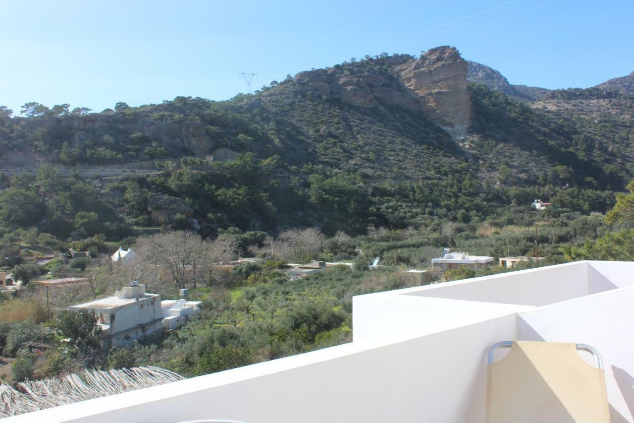 Aaron Studios Apartments Agia Fotia  ภายนอก รูปภาพ