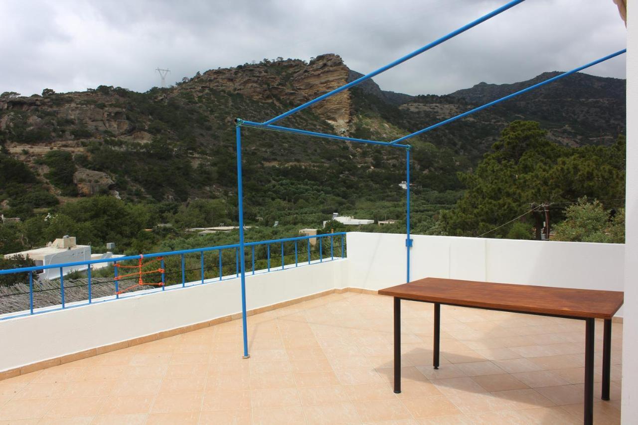 Aaron Studios Apartments Agia Fotia  ภายนอก รูปภาพ