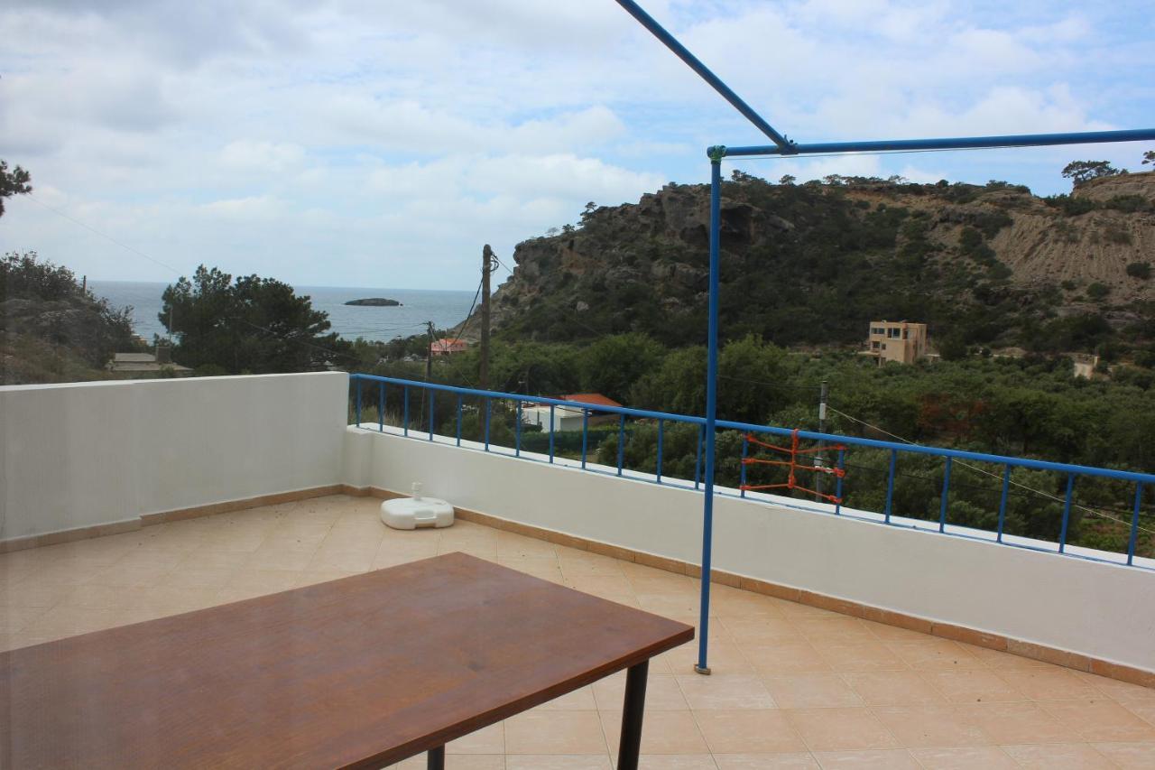 Aaron Studios Apartments Agia Fotia  ภายนอก รูปภาพ